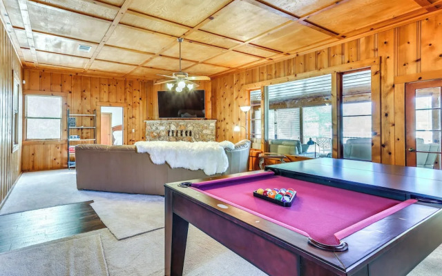 Spacious Coarsegold Getaway ~ 34 Mi to Yosemite!