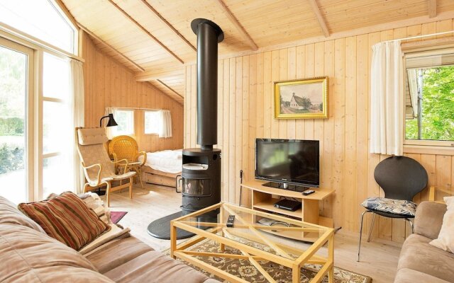 Comfortable Holiday Home in Hornbaek Near Sea