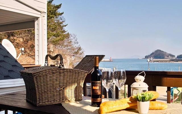 Namhae Blue Bird Pension