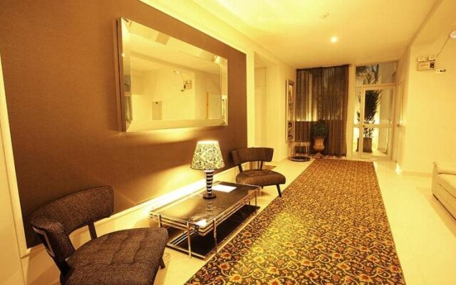 Limaq Hotel