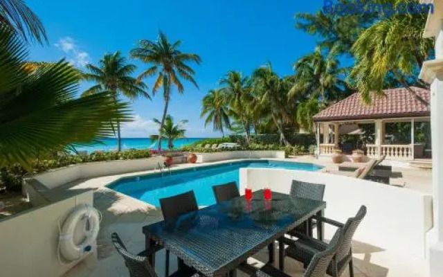 Coconut Walk by Grand Cayman Villas & Condos