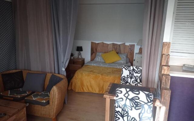 Appartement dans gîte vue mer et campagne