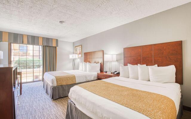 Best Western Green Valley Inn