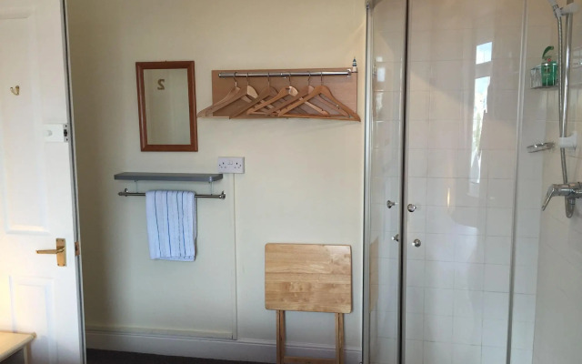 Barbican Reach Bed & Breakfast - B&B