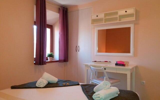 Apartments Neno - 50m from center