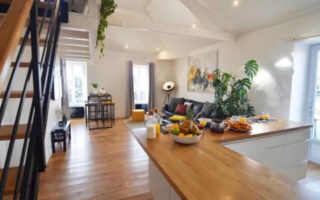 Duplex Elegant & Moderne - 3 chambres - Rooftop terrasse & Jacuzzi- Chélitz