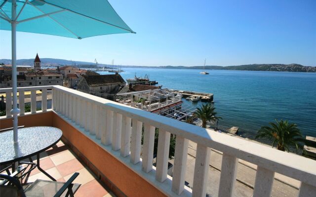 Kaja - right next to the beach