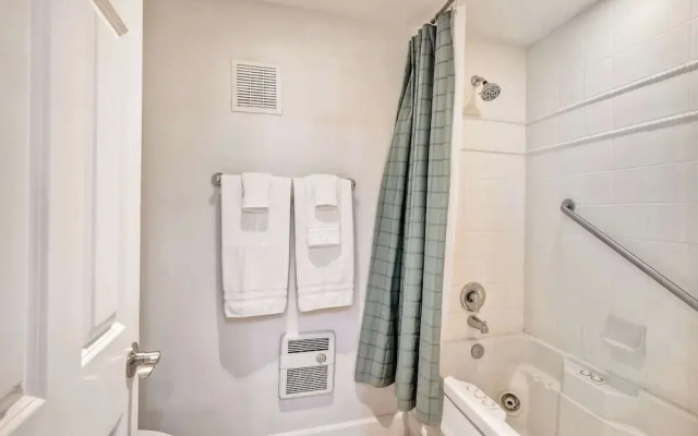 La Costa Gem - Condo for 3!