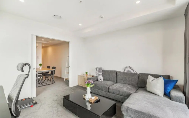 Cozy Apartment By Eden Park