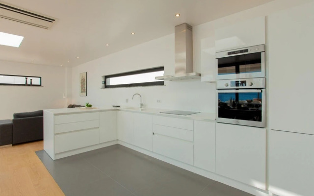 Villa Korkyra Beach in Potirna