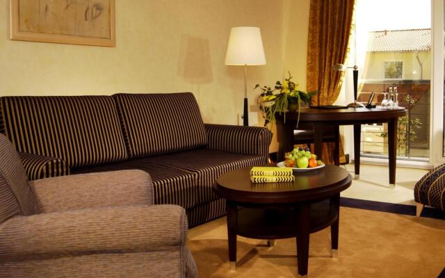 Best Western Premier Castanea Resort Hotel