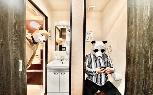 Root2 Coffee & Hostel