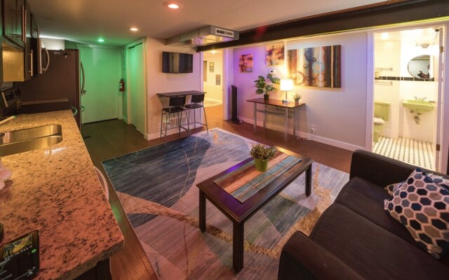 420 Sunnyside Compound w Game Room