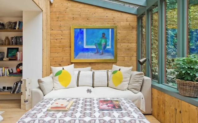 Gorgeous & Grand 5 Bed House, Holland Park