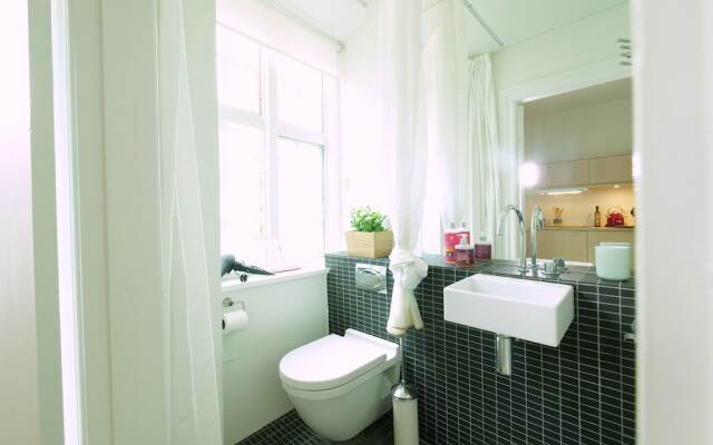 Central Canal Apartments 1