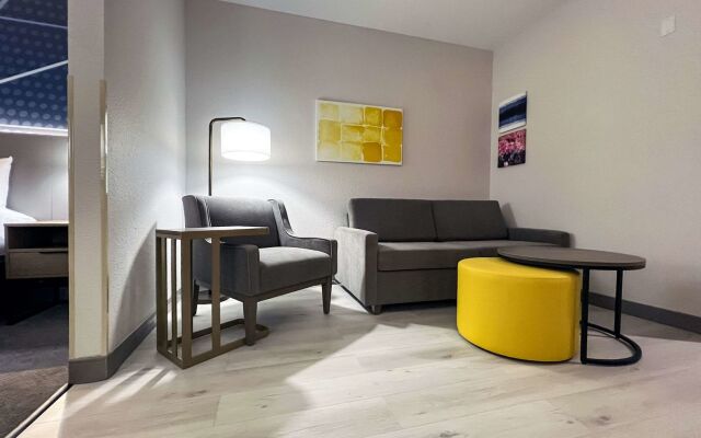 Comfort Suites Augusta Riverwatch