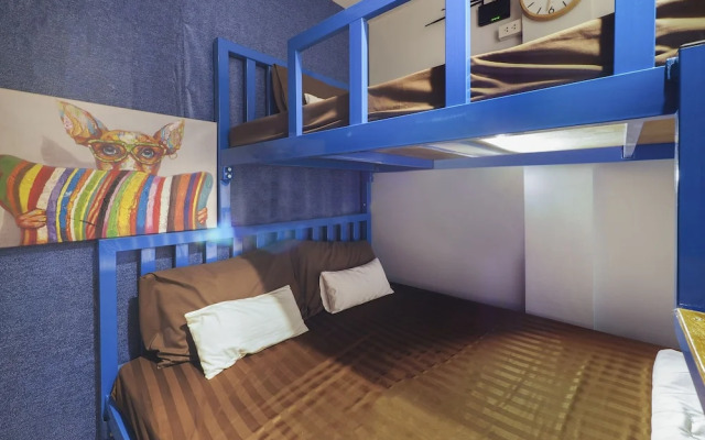 OYO 934 VR Meet Hostel