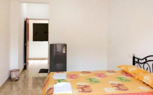 1 BR Guest house in Calangute - North Goa, by GuestHouser (FF30)