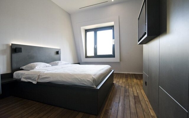 Sleep Well Youth Hostel