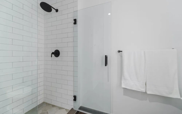 Bayside Luxury Studio Near Bayfront Park