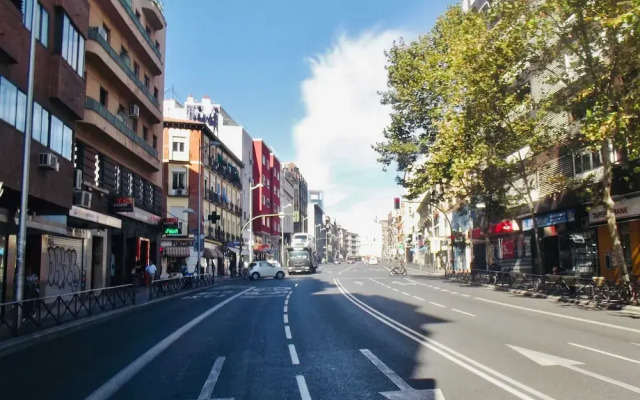 Double Castilla 2BR Home Near Castellana Avenue