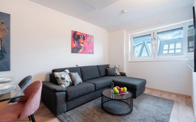 Sky9 Apartments Stadthalle