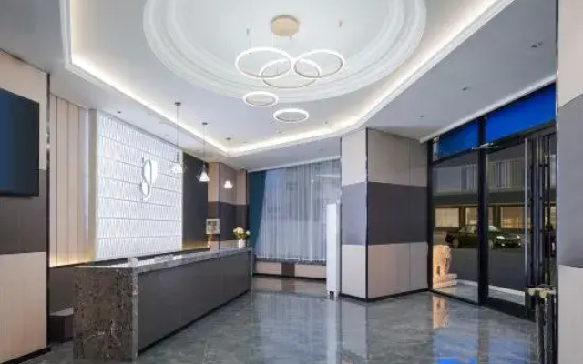 Yinguang Lijing Hotel (Municipal Government Central Mall)