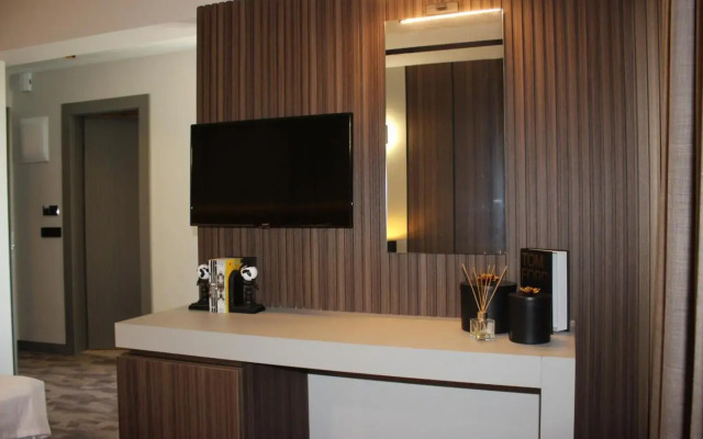 Monalisa Aparthotel