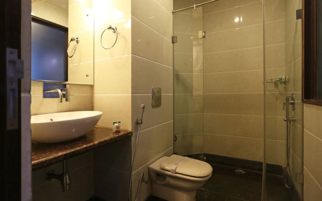 Hotel Mint Park Blue by OYO