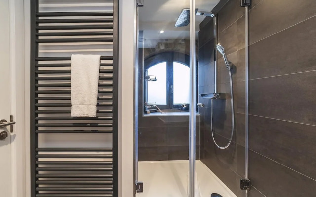 Industrial-chic Flat Near Tower Bridge