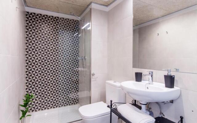 Aparteasy - Eixample Loft - 3 Open Bedrooms