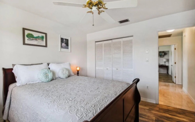 Manatee Palms Rentals