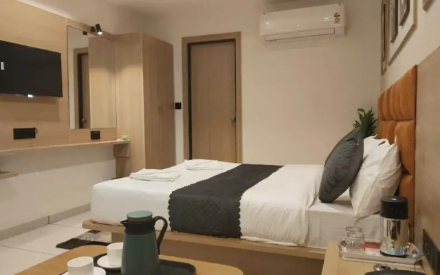 Hotel Sky Gold