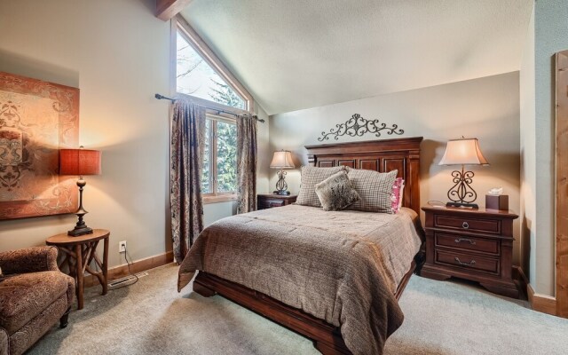 16 Riverbend 3 Bedroom Townhouse by RedAwning