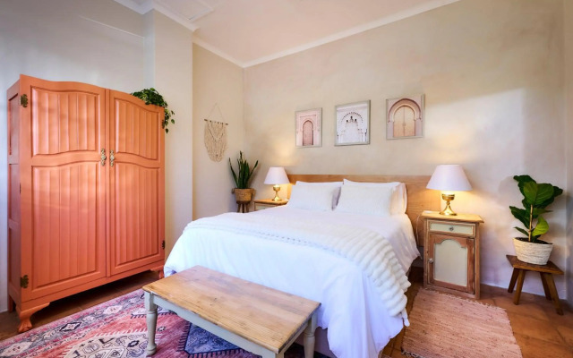 The BeeKeeper's Inn