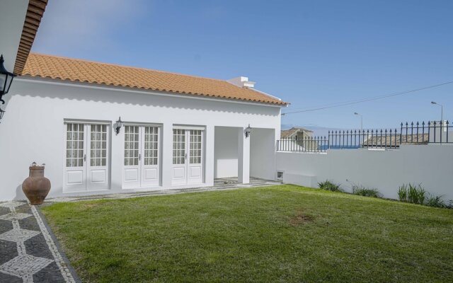 Chalet De La Croix