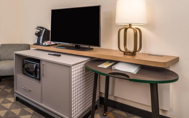 Holiday Inn Joplin by IHG