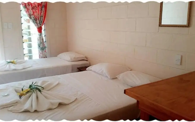 Transit Motel - Hostel