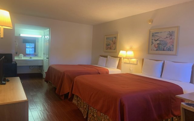 Travelodge by Wyndham Suites St Augustine