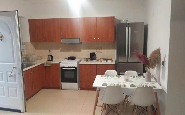 Mama Marina apartement near to the airport