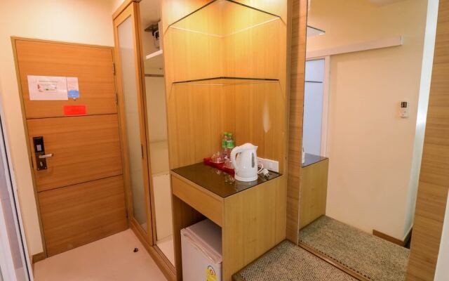 Nida Rooms Makkasan Master Ratchadevi at P2 Boutique Hotel