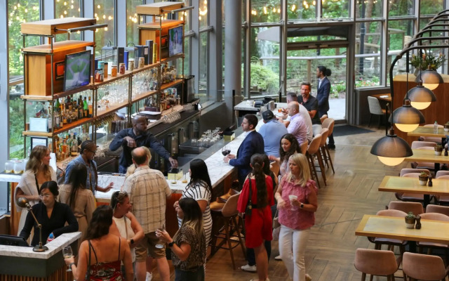 Crowne Plaza Atlanta Perimeter at Ravinia by IHG
