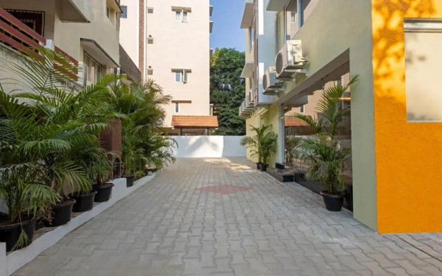 Treebo Premium Vapr Ashok Nagar