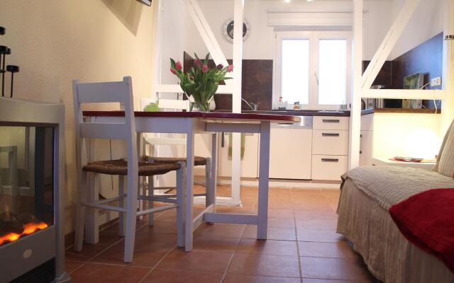 Snug Bungalow in Insel Poel Germany near Beach