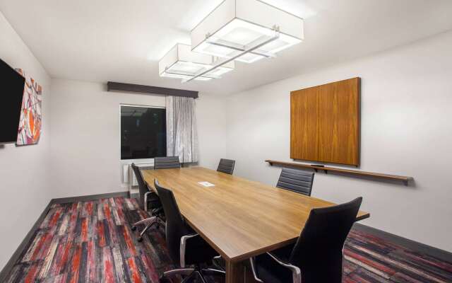 La Quinta Inn & Suites by Wyndham Madera