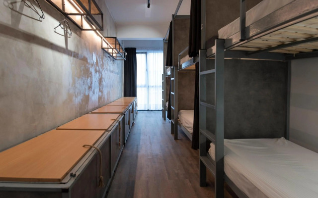Bedbox Hostel