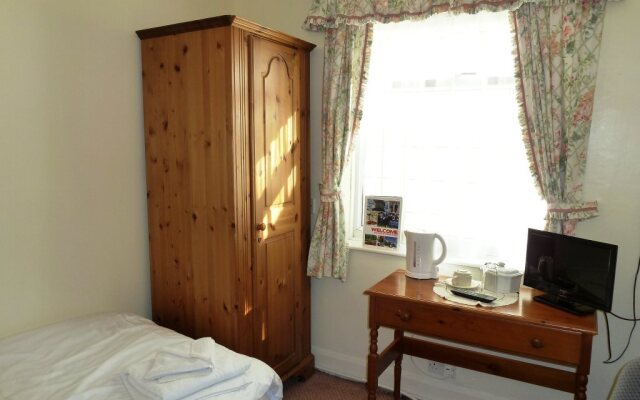 The Fair Green Hotel