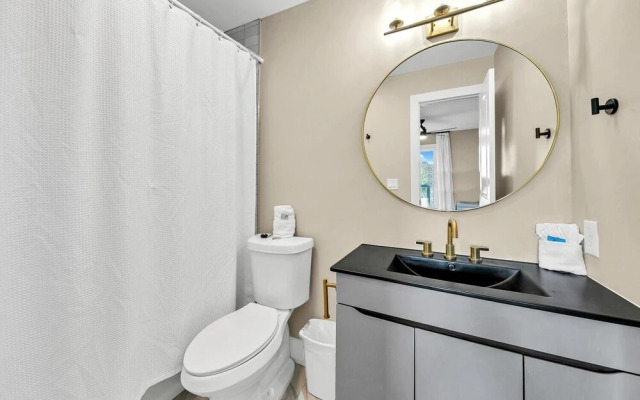 Modern Beach Bungalow