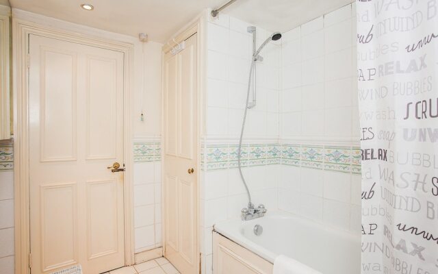 Shoreditch 2 Bedroom Flat
