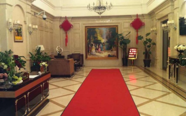 Huibang Center Apartment